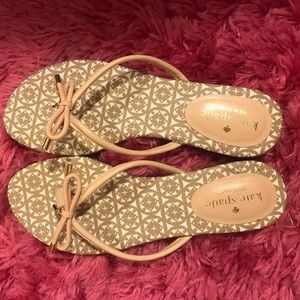 KATE SPADE FLIP FLOPS